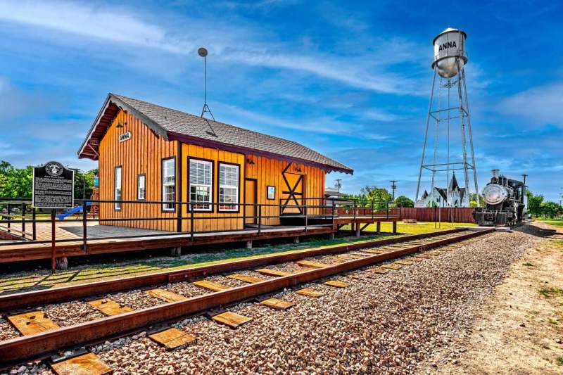 Anna TX train depot Houston and Texas Central Railway